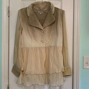 Zba Vintage Style Long Sleeve Tan and Cream Color Flowy Top Size Medium